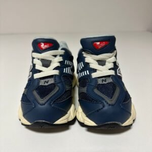 NB 9060 Trainers Blue Kids (27.5) - Image 2