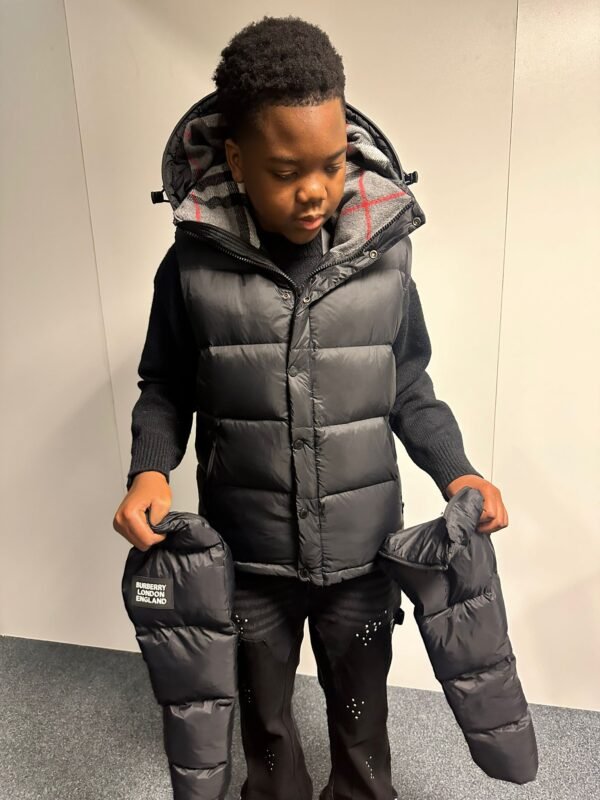 Burberry Lockwell Puffer Jacket Black - Image 8