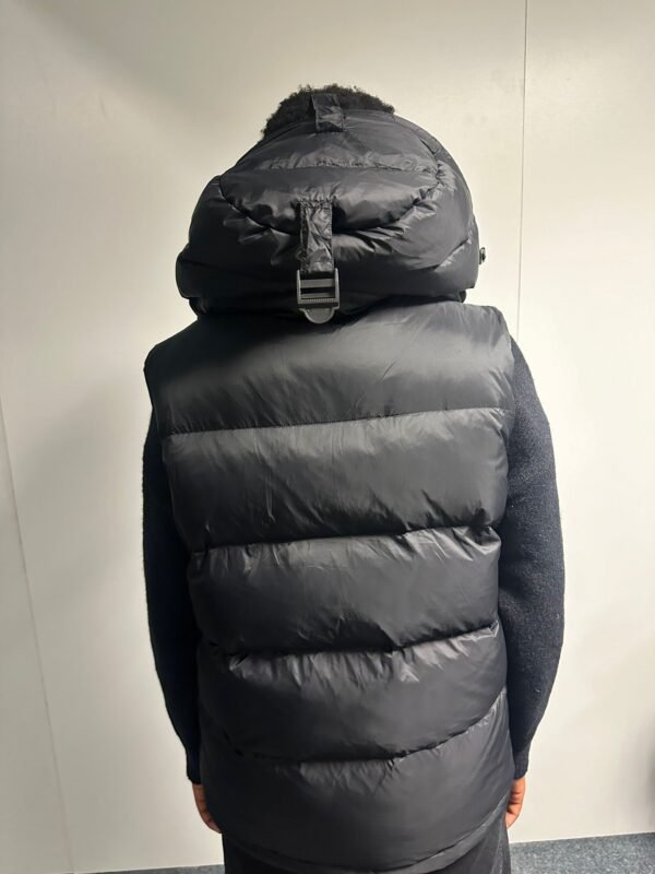 Burberry Lockwell Puffer Jacket Black - Image 9