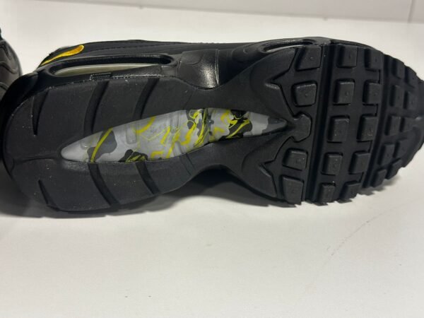 Corteiz x Nike Air Max 95 SP Tour Yellow - Image 5
