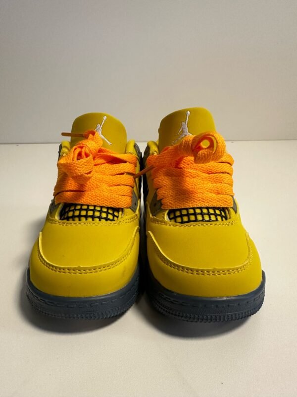 Air Jordan 4 Retro Lightning - Image 4