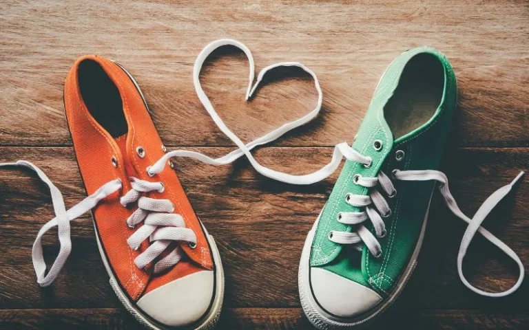 strik sneakers